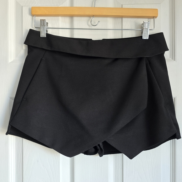 Zara Black double Asymmetrical Mini Skort - Picture 4 of 9